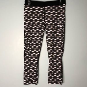 Nike Women’s Cropped Running Leggings Size Medium